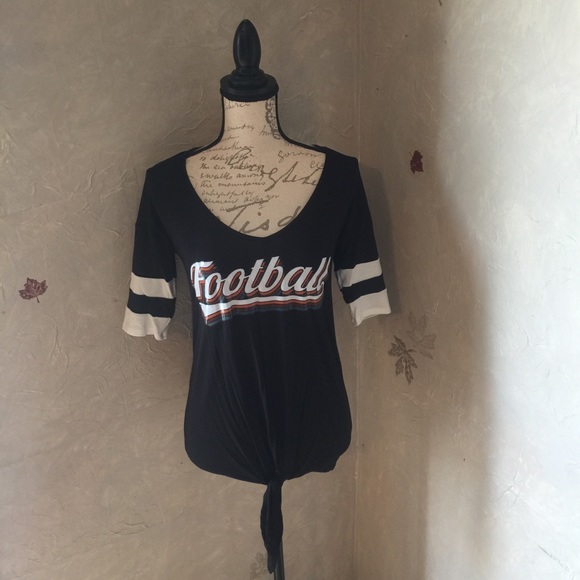 🏈FOOTBALL GRAPHIC T-Shirt - Picture 2 of 8